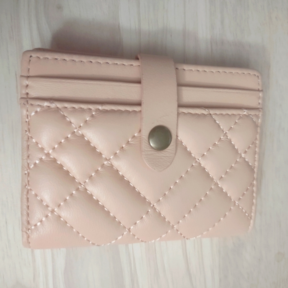 Kurt Geiger London Diamond Quilted Soft Leather Cardholder Flip Wallet Accessory